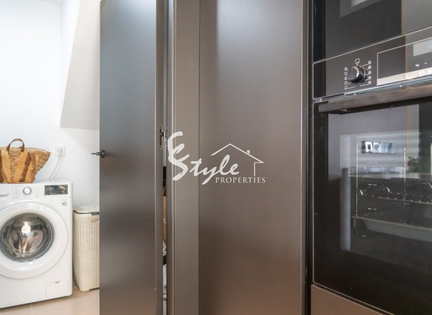 Resale - Villa - Torrevieja - Los Balcones