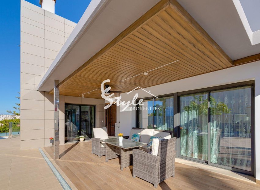 Resale - Villa - Torrevieja - Los Balcones