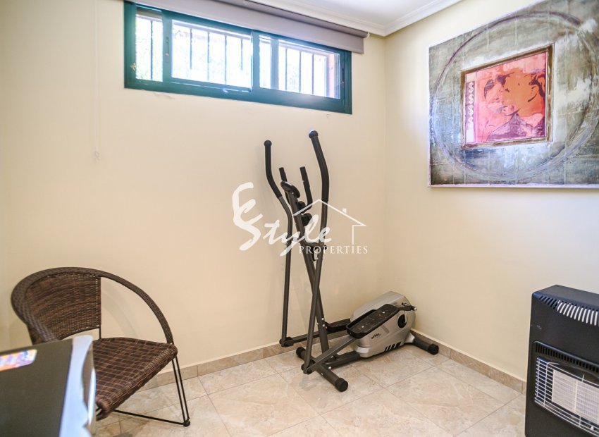 Resale - Villa - Torrevieja - Los Balcones