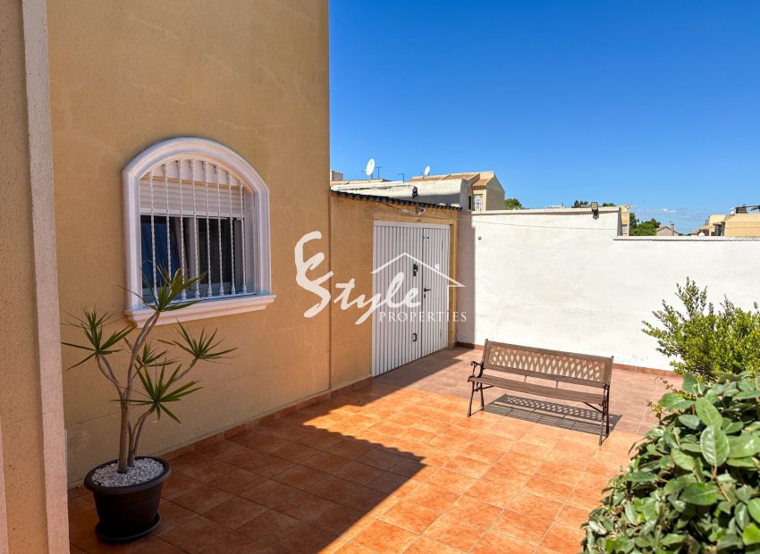 Resale - Villa - Torrevieja - Nueva Torrevieja - Aguas Nuevas