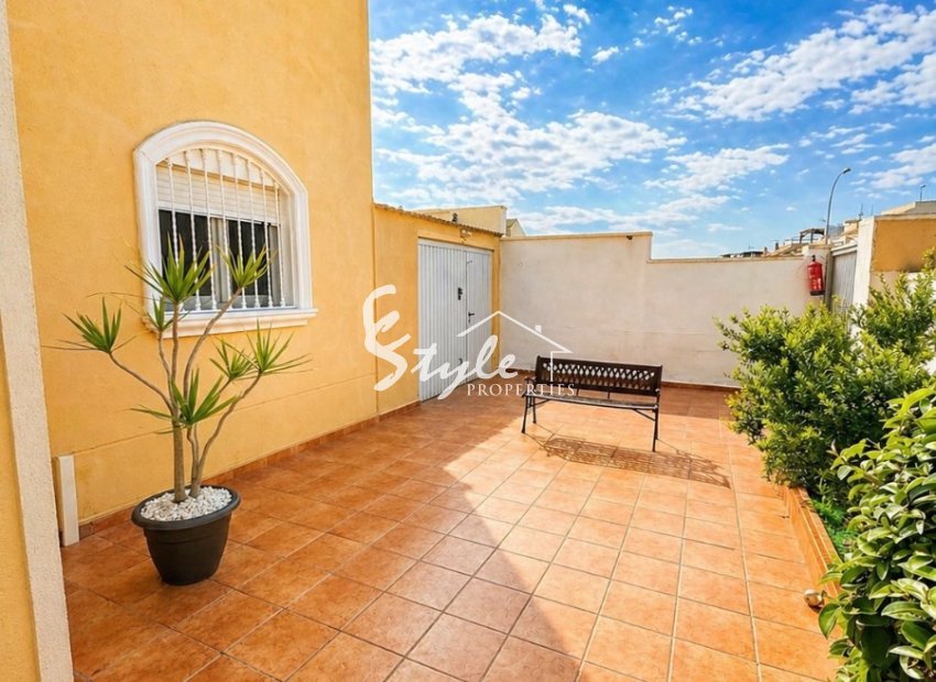 Resale - Villa - Torrevieja - Nueva Torrevieja - Aguas Nuevas