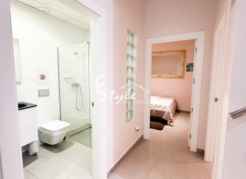 Resale - Villa - Torrevieja - Nueva Torrevieja - Aguas Nuevas