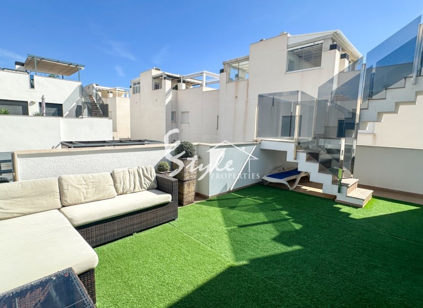 Resale - Villa - Torrevieja - Nueva Torrevieja - Aguas Nuevas