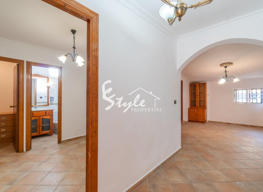 Resale - Villa - Torrevieja - Orihuela costa