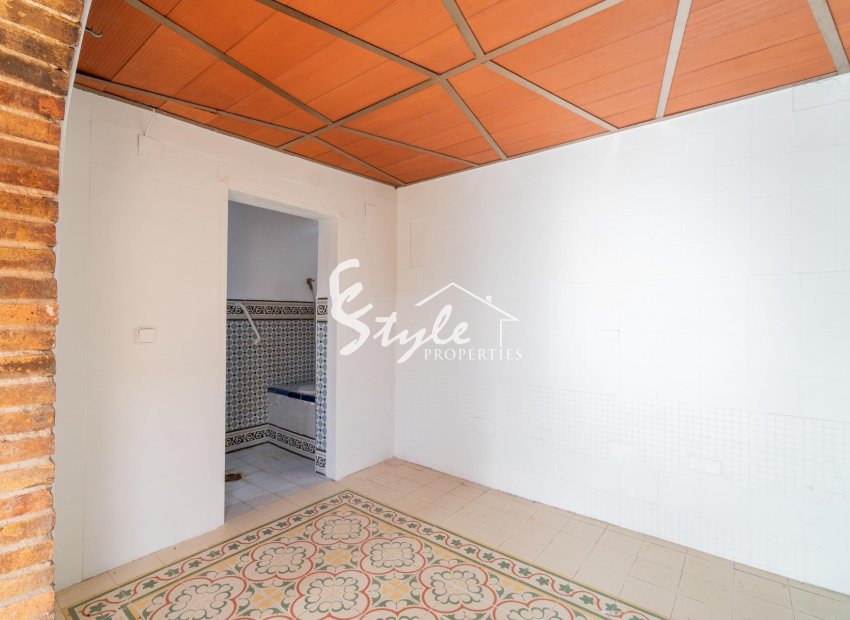 Resale - Villa - Torrevieja - Orihuela costa