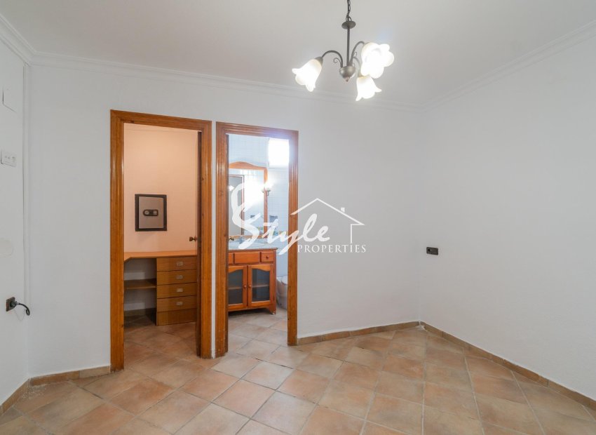 Resale - Villa - Torrevieja - Orihuela costa