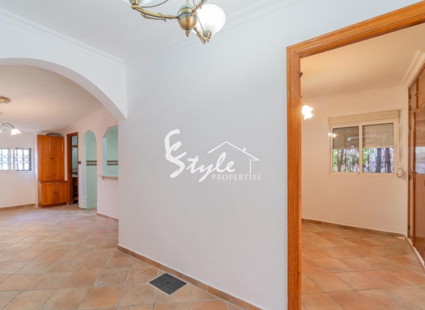 Resale - Villa - Torrevieja - Orihuela costa