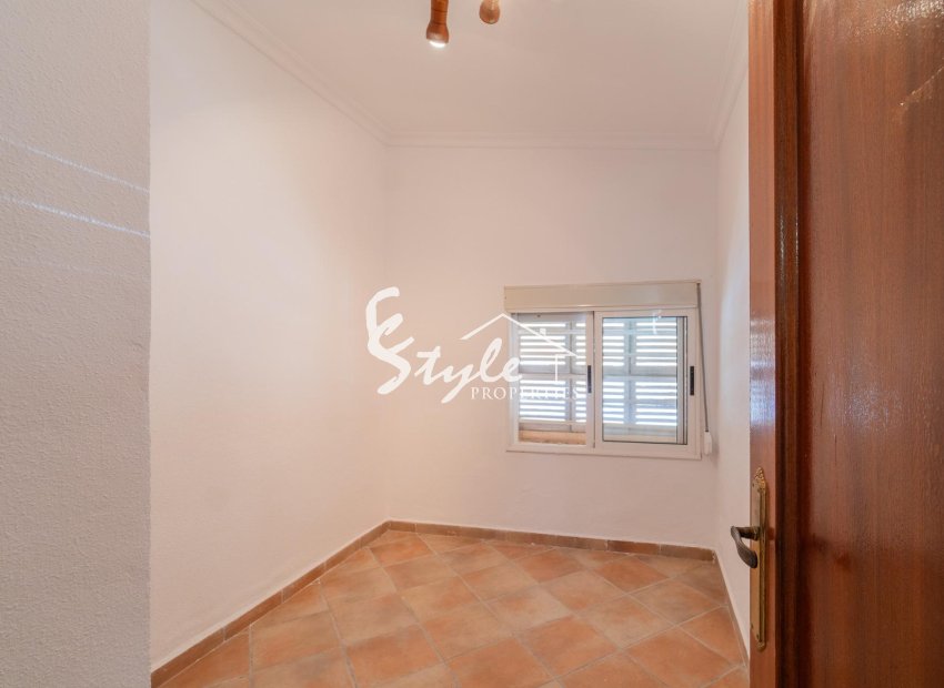 Resale - Villa - Torrevieja - Orihuela costa