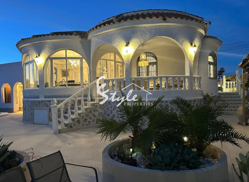 Resale - Villa - Torrevieja - San luis