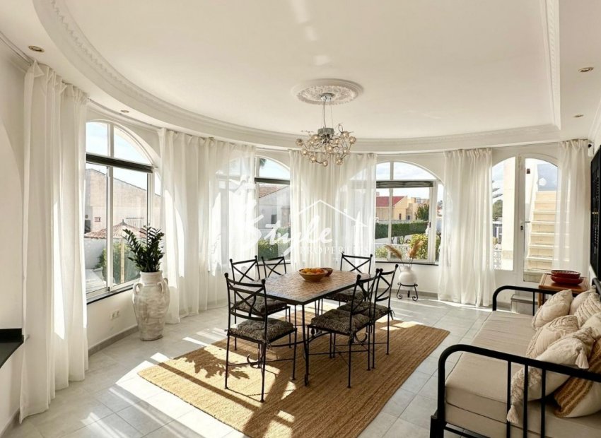 Resale - Villa - Torrevieja - San luis