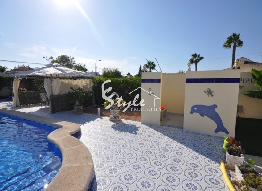 Resale - Villa - Torrevieja - San Luis