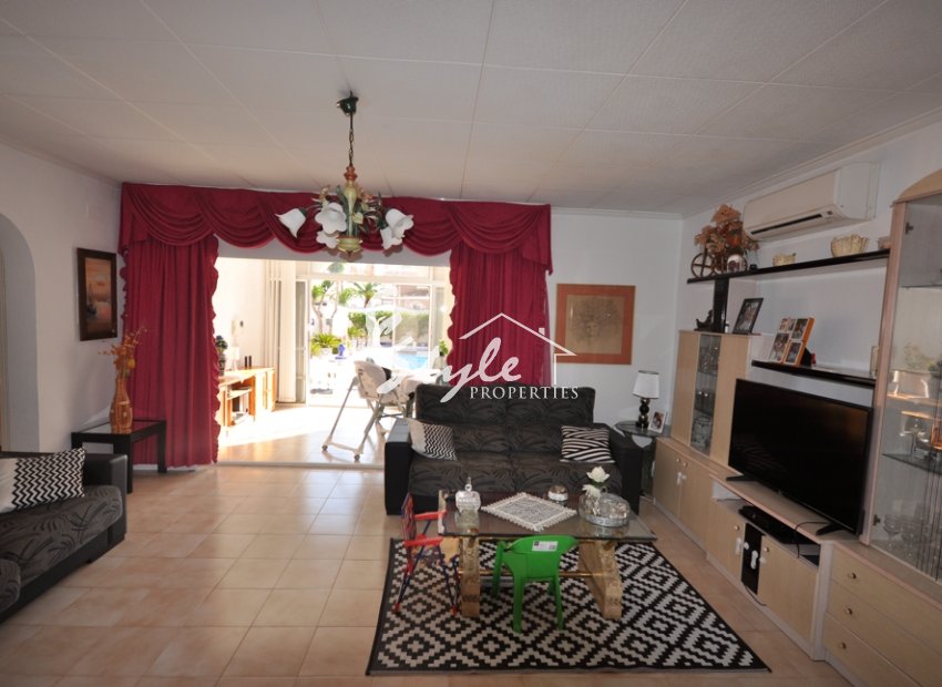 Resale - Villa - Torrevieja - San Luis