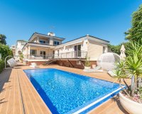 Resale - Villa - Torrevieja - Torre la mata