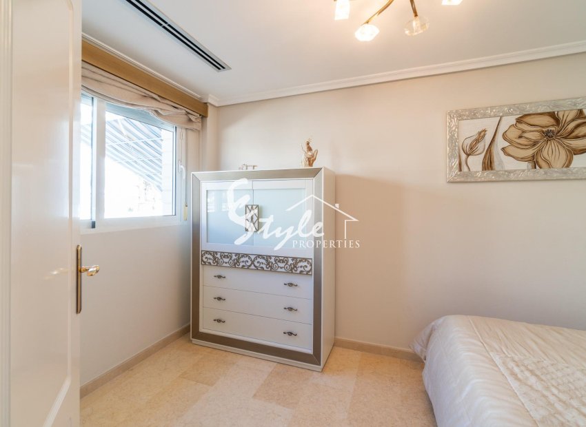 Resale - Villa - Torrevieja - Torre la mata