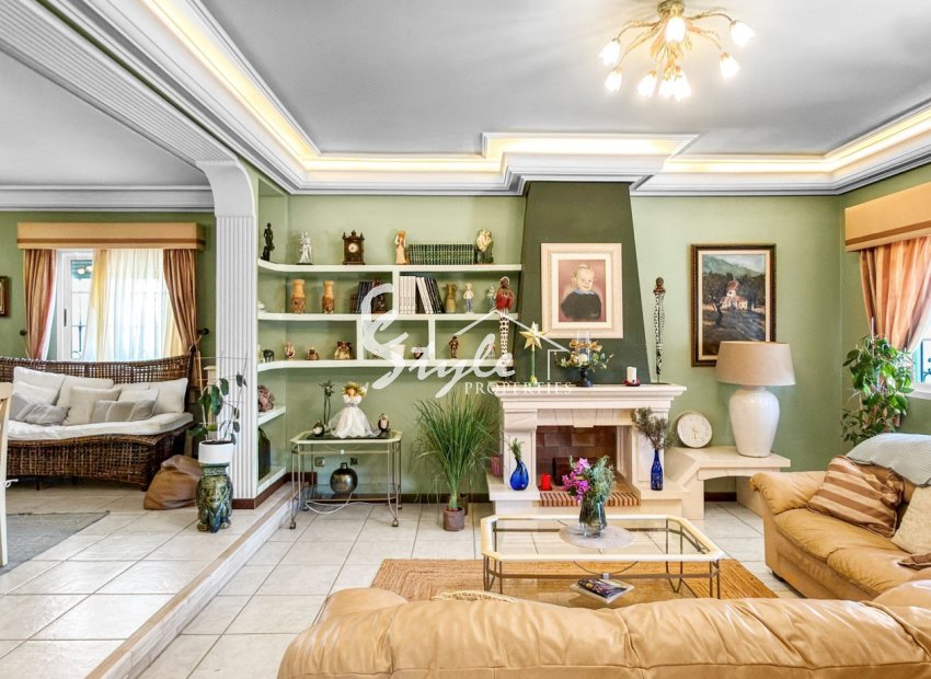 Resale - Villa - Torrevieja - Torrelamata - La Mata