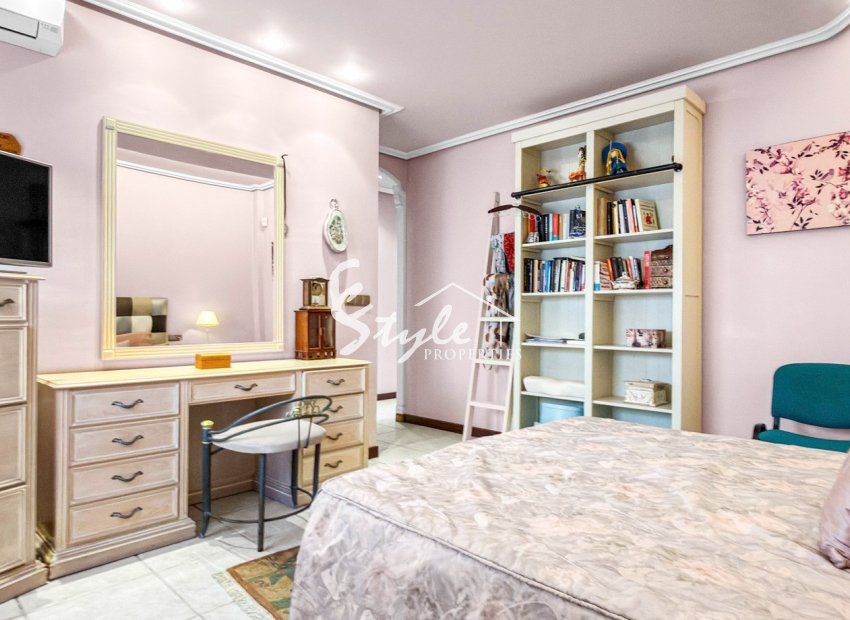 Resale - Villa - Torrevieja - Torrelamata - La Mata