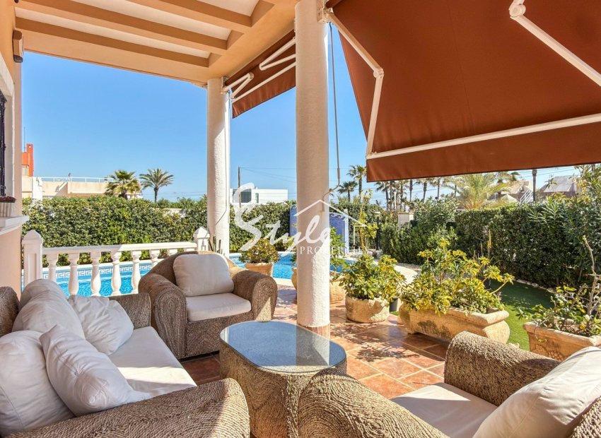 Resale - Villa - Torrevieja - Torrelamata - La Mata