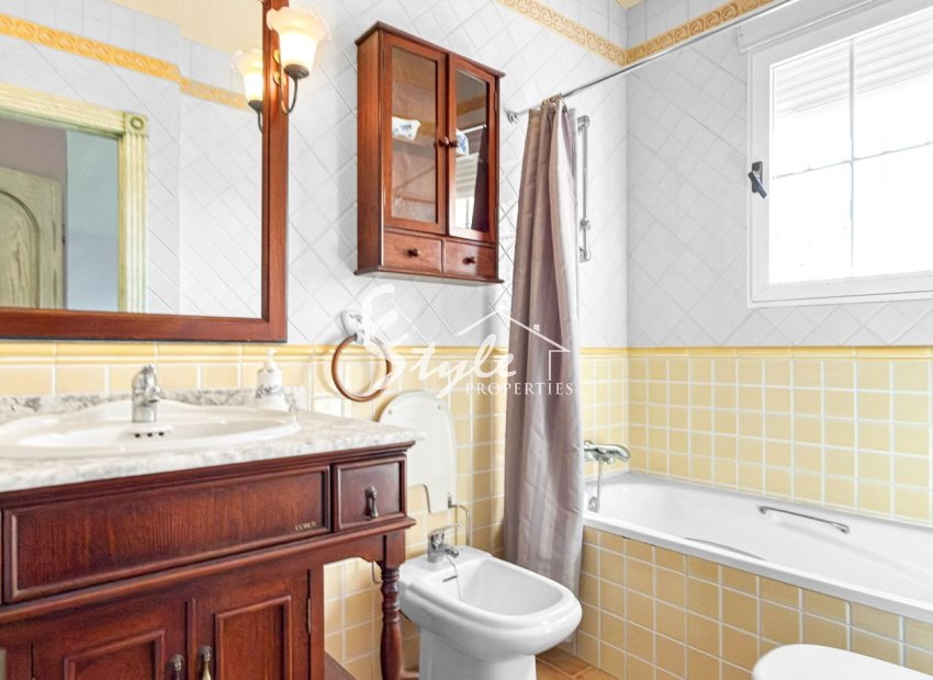 Resale - Villa - Torrevieja - Torrelamata - La Mata