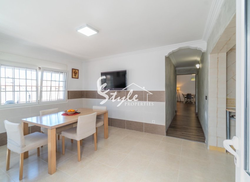 Resale - Villa - Torrevieja - Torreta florida