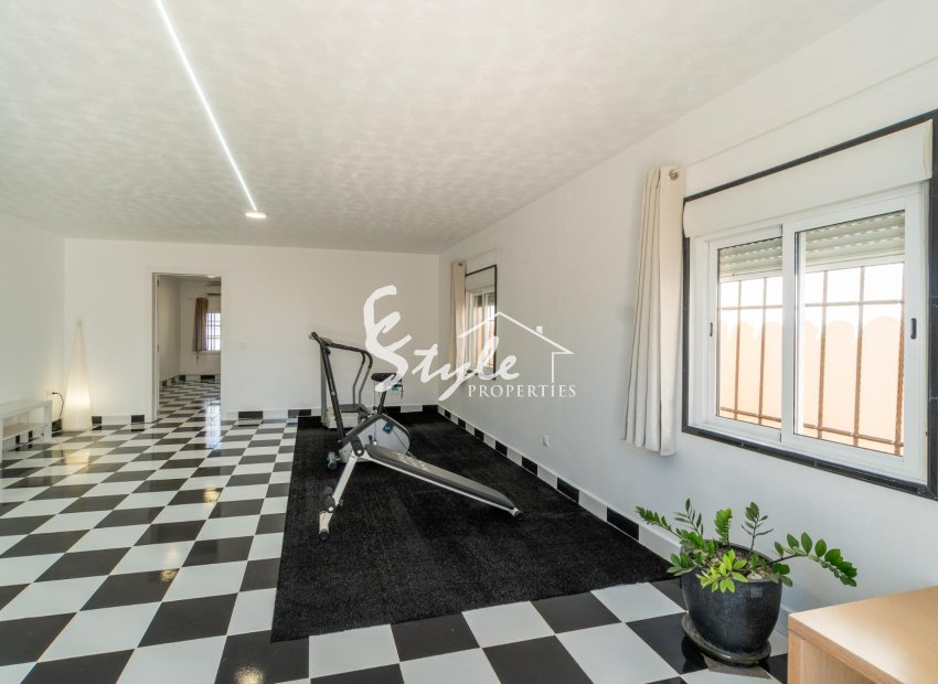 Resale - Villa - Torrevieja - Torreta florida
