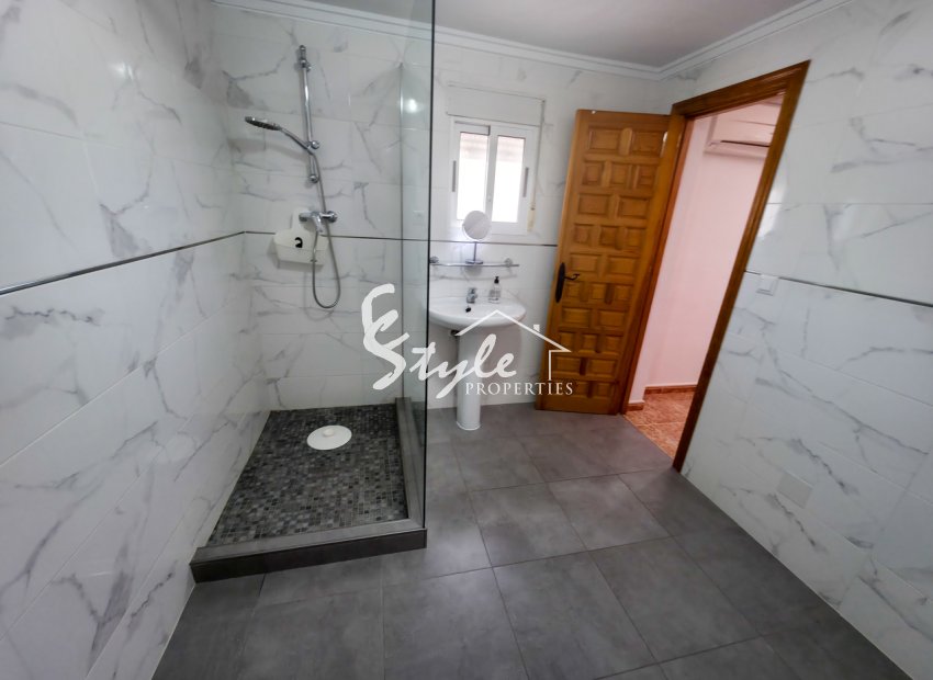 Resale - Villa - Torrevieja - Torrevieja, San Luis