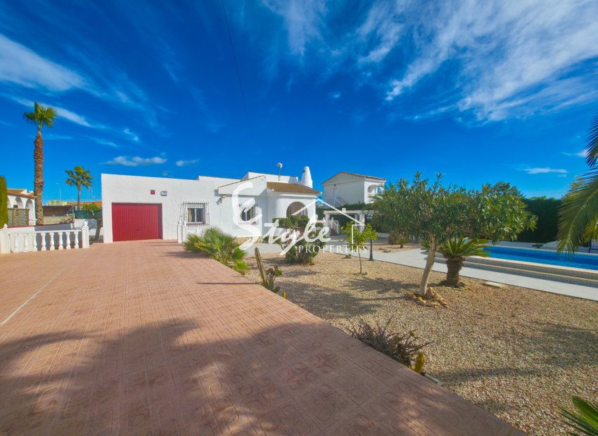 Resale - Villa - Torrevieja - Torrevieja, San Luis