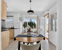 Resale - Villa - Torrevieja