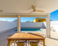 Resale - Villa - Torrevieja