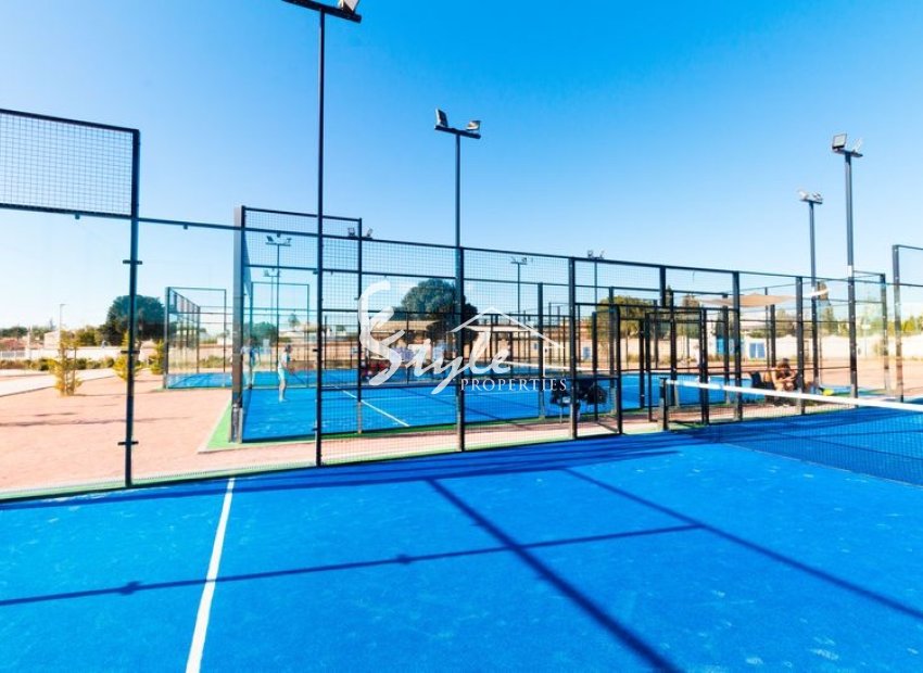 Resale - Villa - Torrevieja