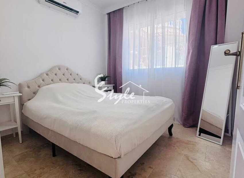 Resale - Villa - Villamartín - Blue Lagoon