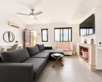 Resale - Villa - Villamartín - Blue Lagoon