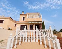 Resale - Villa - Villamartín - Blue Lagoon