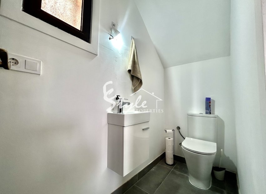 Resale - Villa - Villamartín - Blue Lagoon