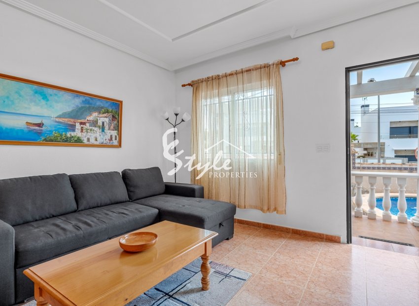 Resale - Villa - Villamartín - El Galan
