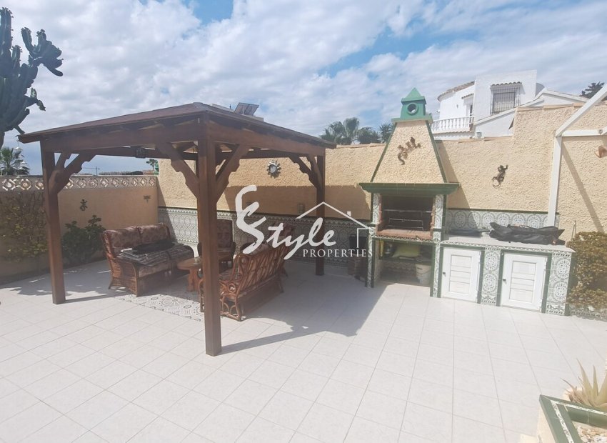 Resale - Villa - Villamartín - El Presidente