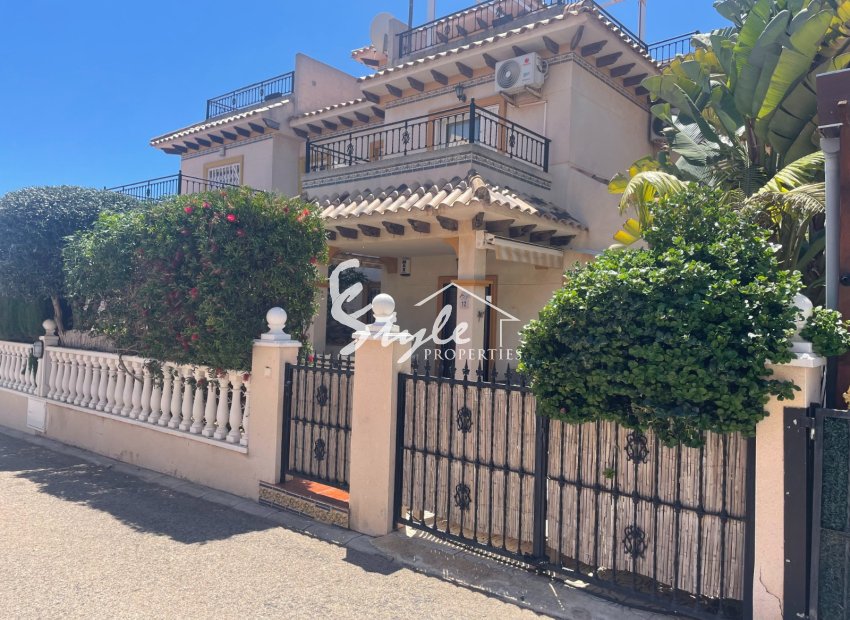 Resale - Villa - Villamartín - La Regia