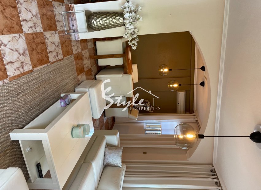 Resale - Villa - Villamartín - La Regia
