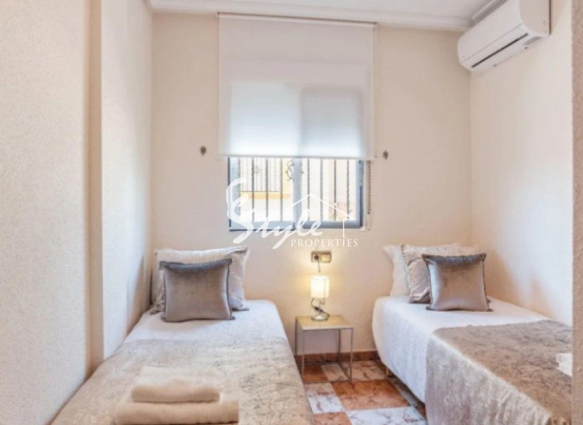 Resale - Villa - Villamartín - La Regia