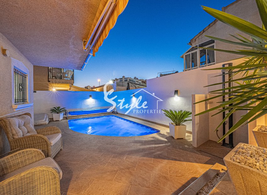 Resale - Villa - Villamartin - Montegolf