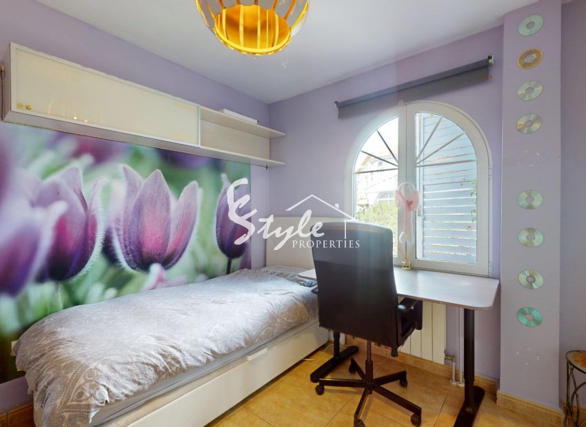 Resale - Villa - Villamartin, Orihuela Costa - La Zenia