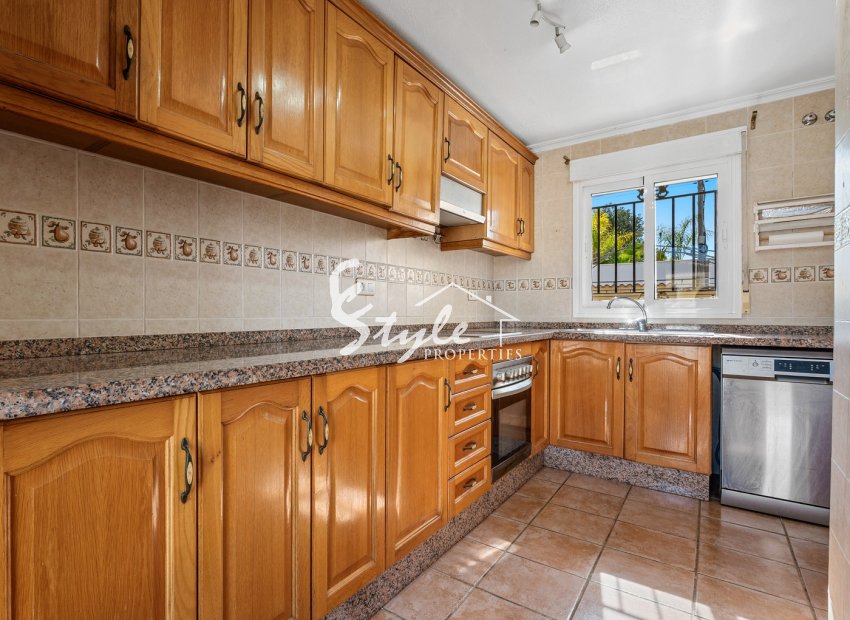 Resale - Villa - Villamartin, Orihuela Costa - Las Filipinas