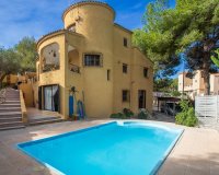 Resale - Villa - Villamartin, Orihuela Costa - Res. Las Filipinas