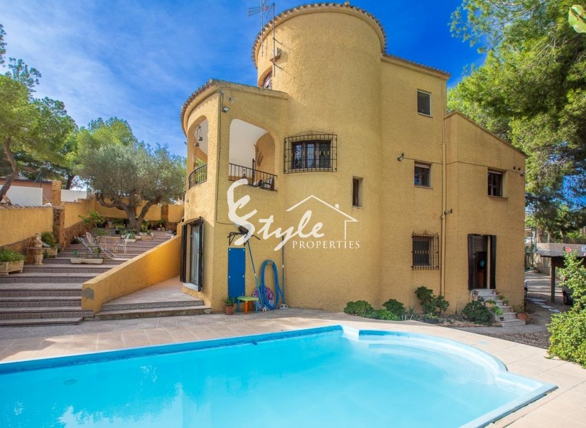 Resale - Villa - Villamartin, Orihuela Costa - Res. Las Filipinas