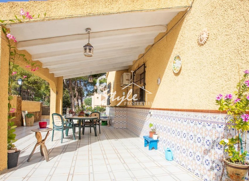 Resale - Villa - Villamartin, Orihuela Costa - Res. Las Filipinas