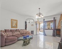Resale - Villa - Villamartin, Orihuela Costa - Res. Las Filipinas