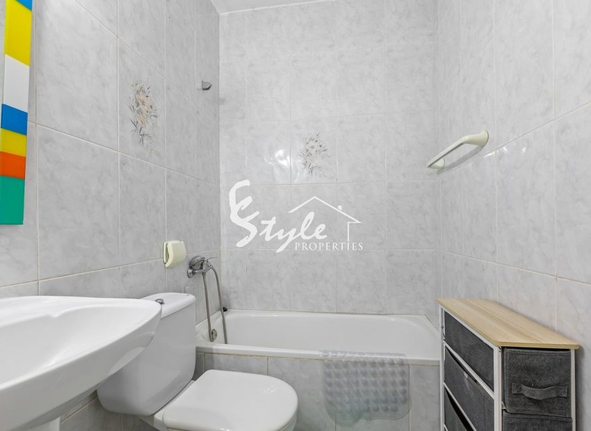 Resale - Villa - Villamartin, Orihuela Costa - Res. Las Filipinas