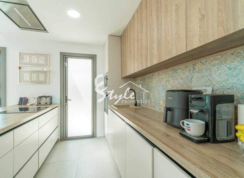 Resale - Villa - Villamartin, Orihuela Costa - Villamartin Golf