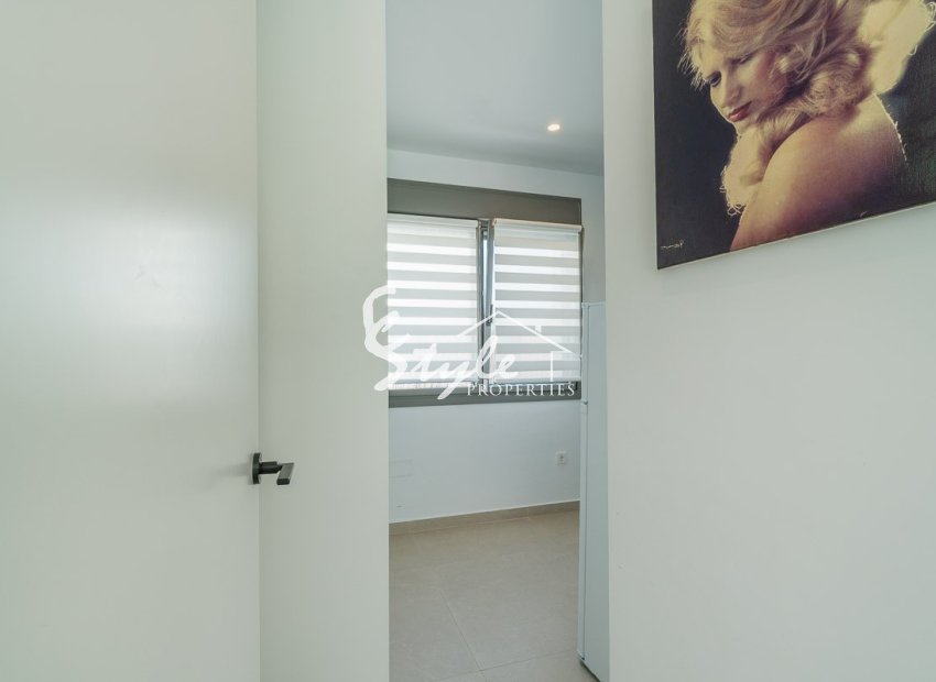 Resale - Villa - Villamartin, Orihuela Costa - Villamartin Golf