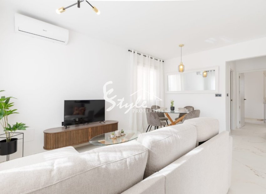 Resale - Villa - Villamartin, Orihuela Costa - Villamartin