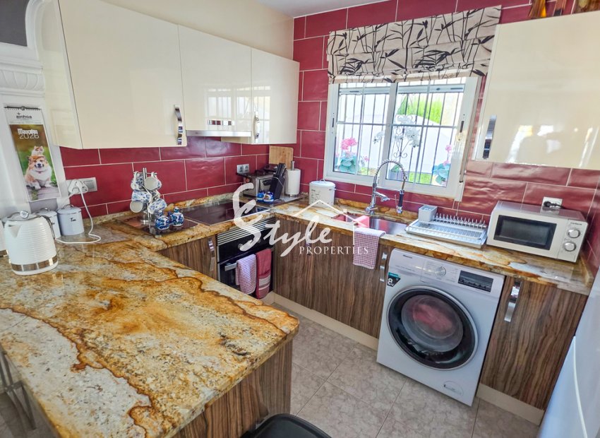 Resale - Villa - Villamartin, Orihuela Costa - Villamartin